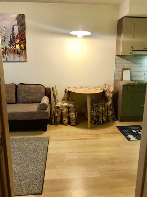 Karlson Boutique Apart Hotel Talin Exterior foto